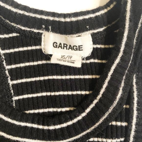 Garage Ribbed Striped B/W Crop Top - Picture 3 of 4
